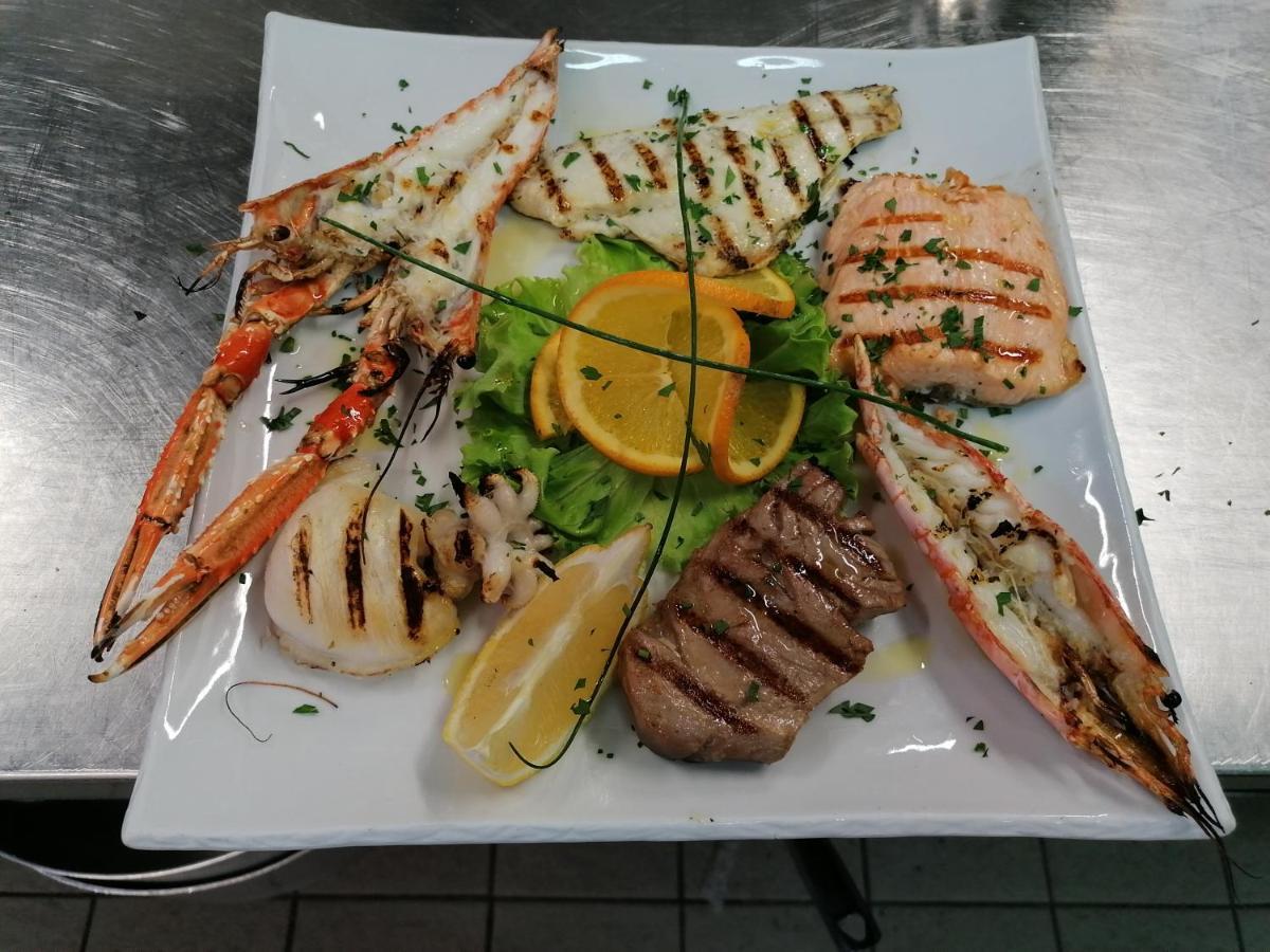 סאן פייטרו אין קריאנו Hotel Moro Freoni מראה חיצוני תמונה
